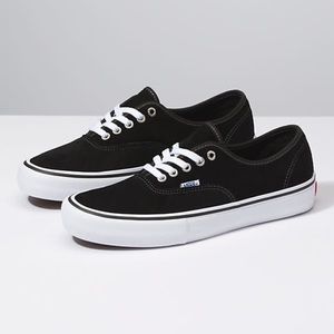 Vans Authentics Black womens 7.5